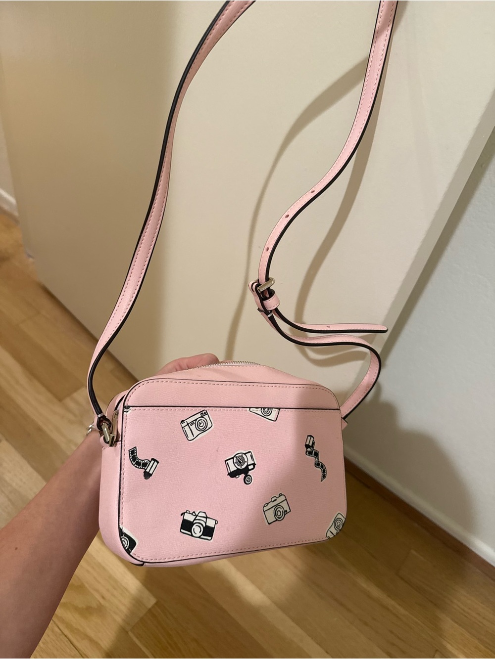 Kate Spade Bag - Picture 2 of 3